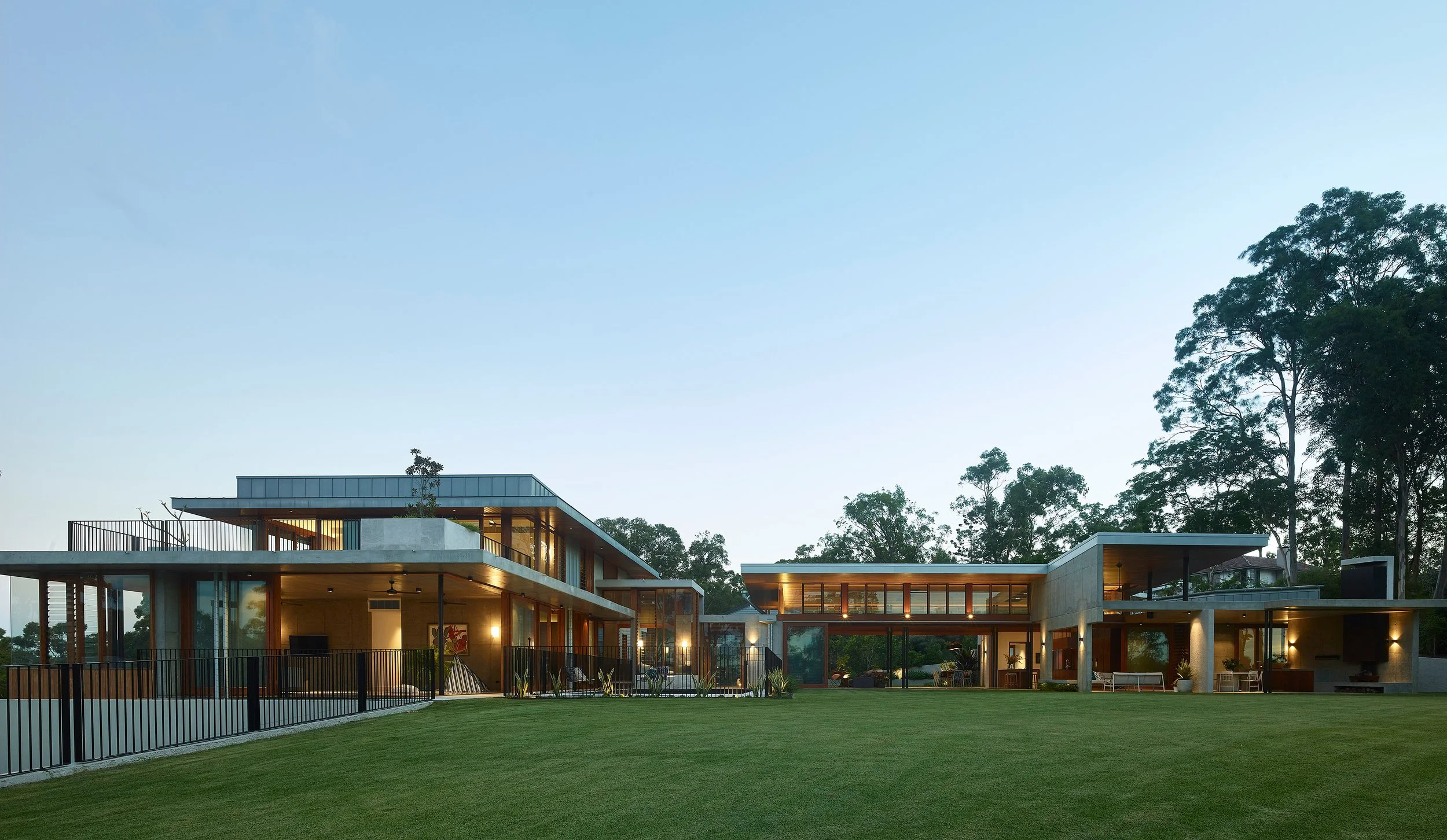 巢穴；鸟巢（需根据具体语境进一步准确理解，Nest有鸟巢之意，常见的如鸟巢（国家体育场）英文便是Bird's Nest ，此外Nest也有泛指的巢穴意思 ）这里姑且先翻译为巢穴  丨澳大利亚布里斯班丨Shaun Lockyer Architects-0