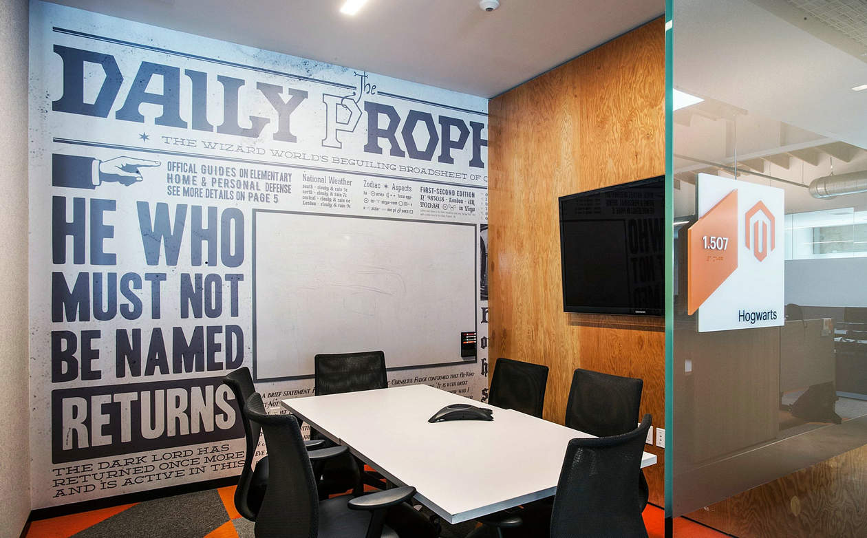 集设网第二期赠送--54 套国外办公室墙画设计案例解析-55