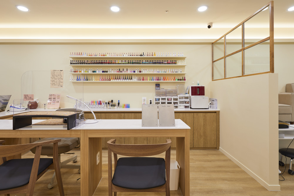 白色木屋 | 14 平极简内饰的完美呈现-6