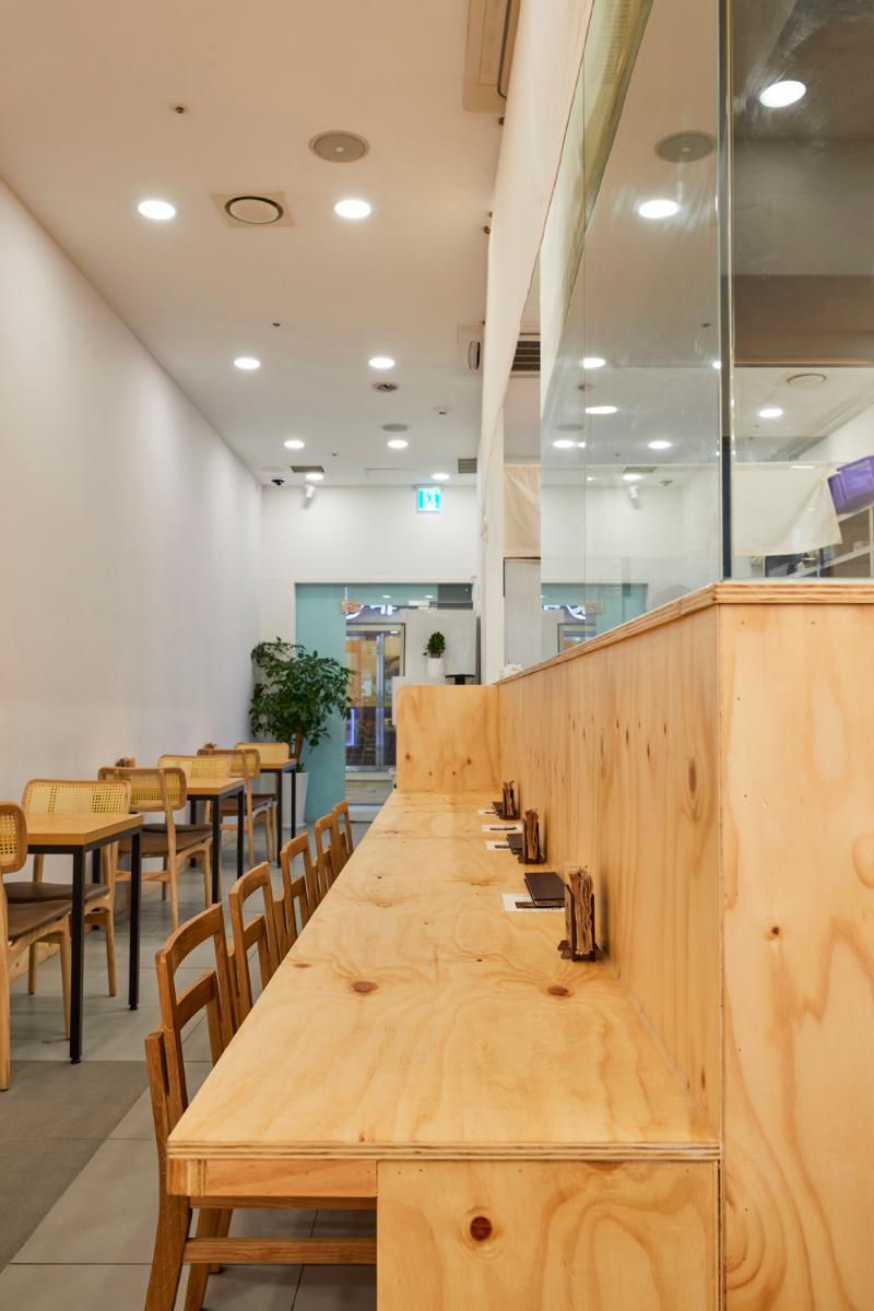 19 平韩式料理店，极简设计打造温馨空间-10