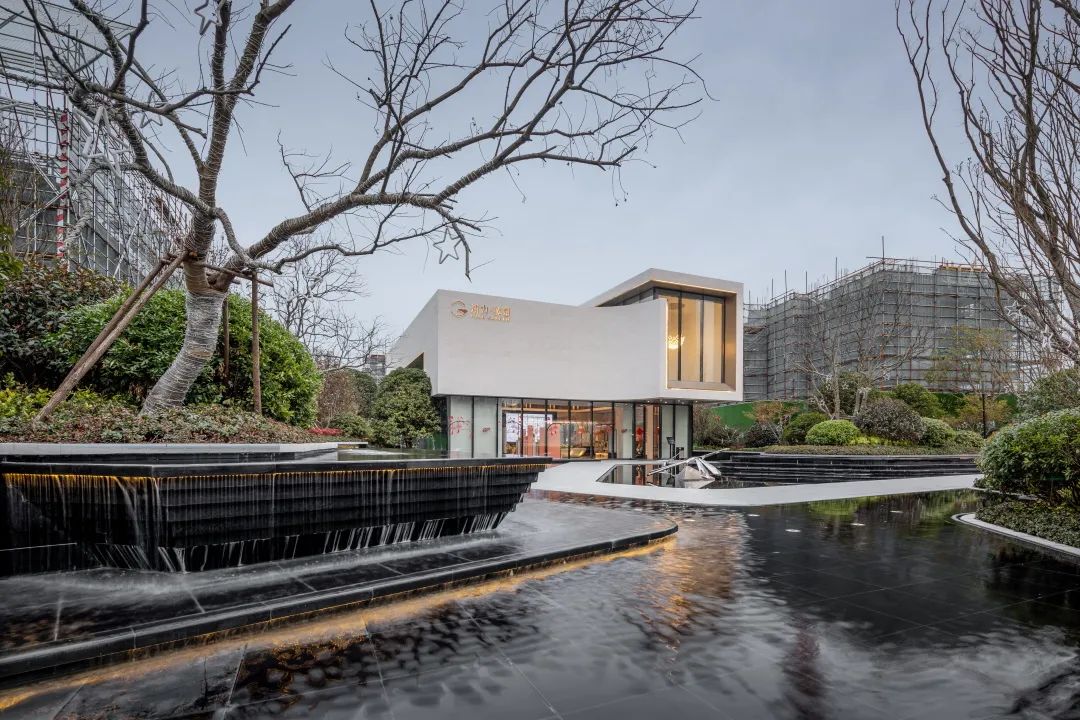 狭小场地内的丰富空间层次 | 新力·璞园-37