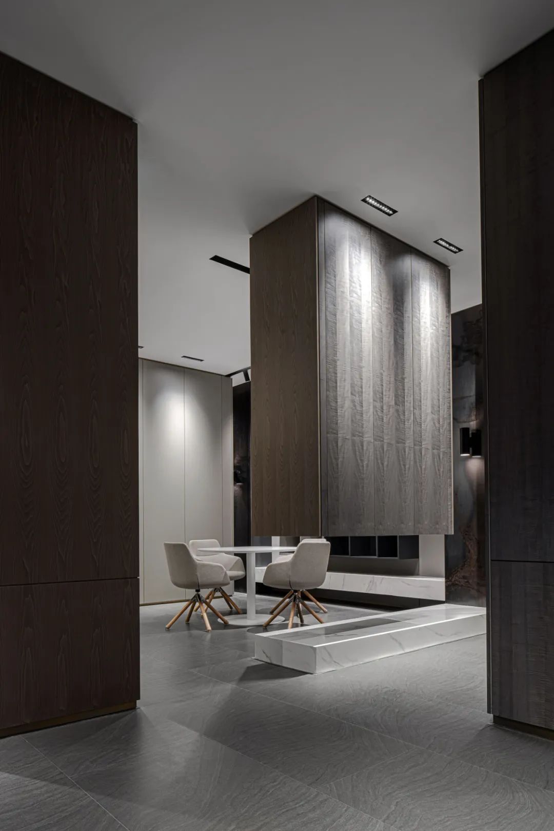 陈田喜铺 | 自然元素融入封闭空间,呈现循环、开放的空间轨迹-35