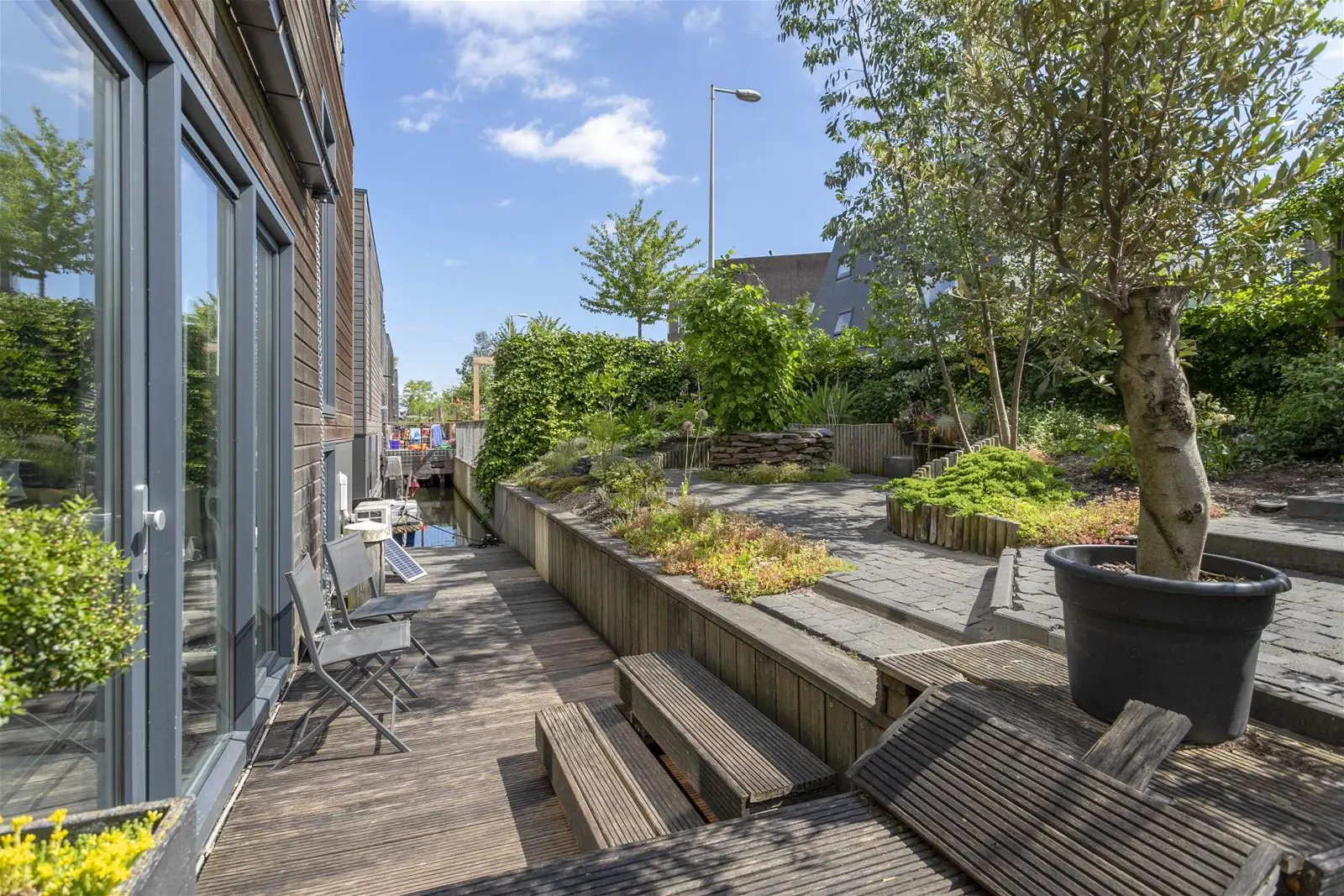 Amsterdam 水岸木屋 | 现代设计与自然美景的完美融合-15