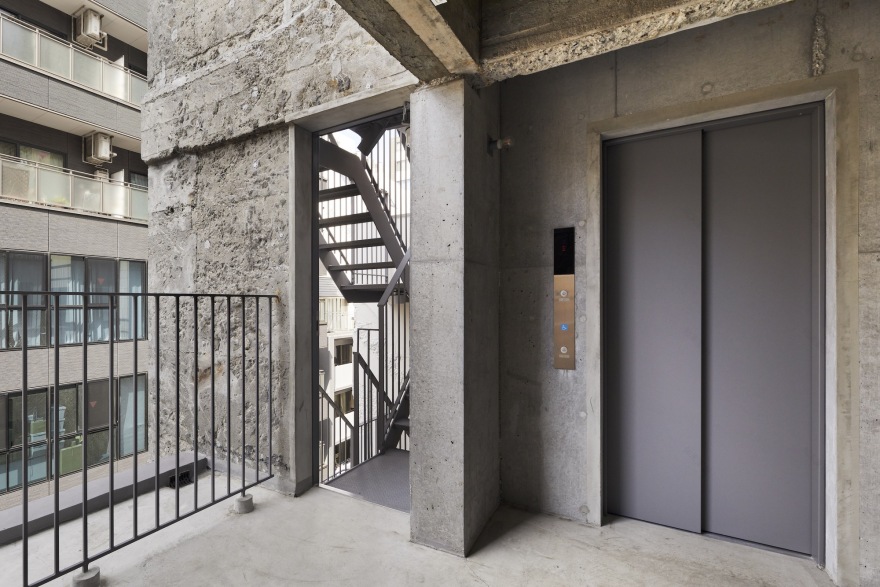 SAISEI Office Building in Kandanishikicho / Saisei Kenchiku Laboratory-28