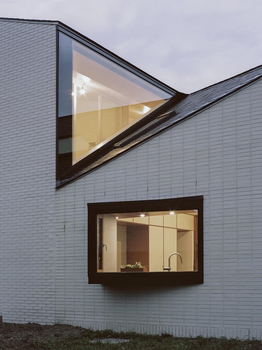 山村之上的全景住宅丨比利时丨vvv-19