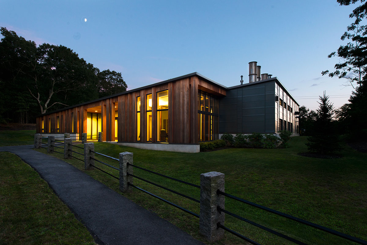 融合公共与私密的新一代火化场设计-13