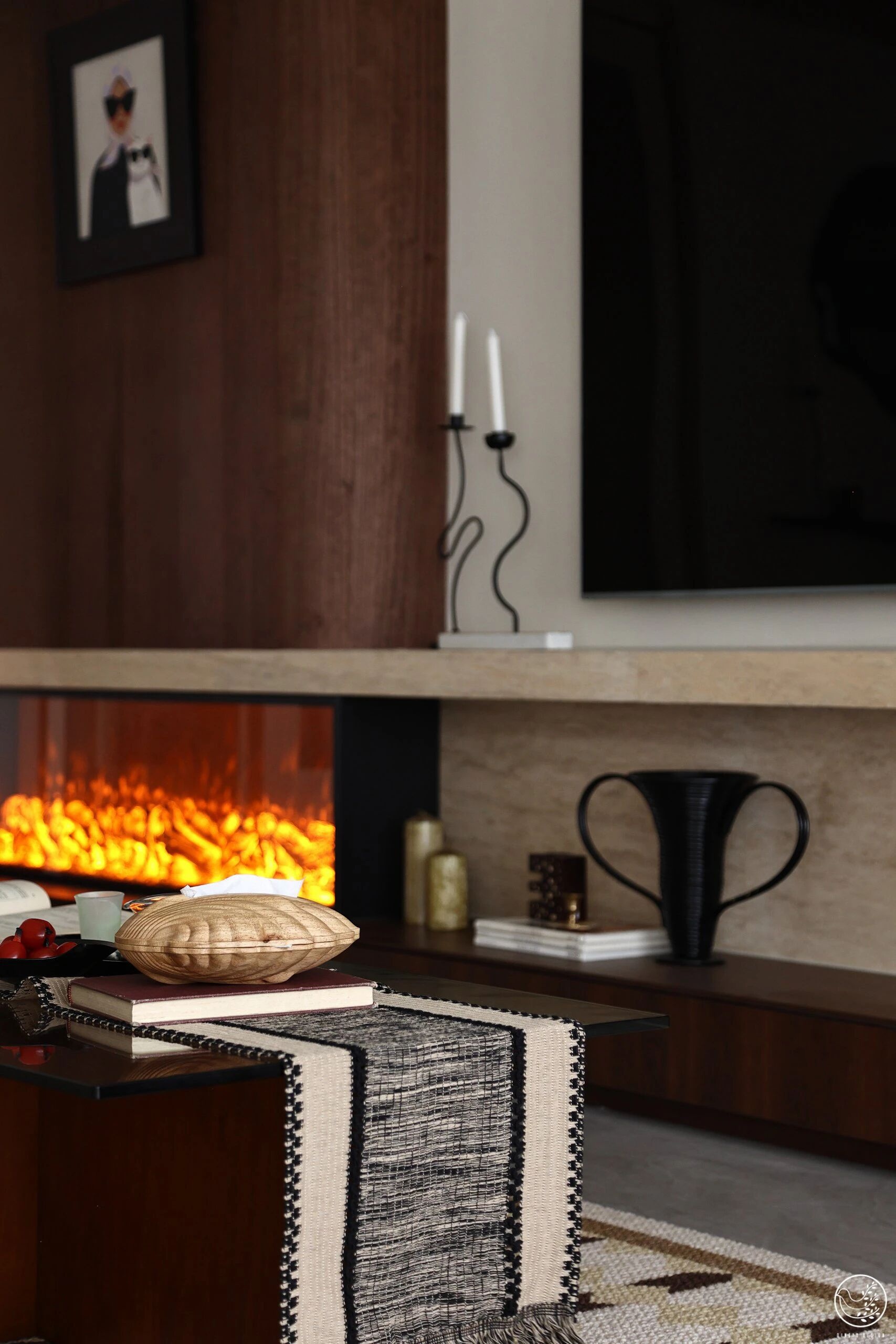 复古且时髦，在松弛与精致之间游刃有余-23