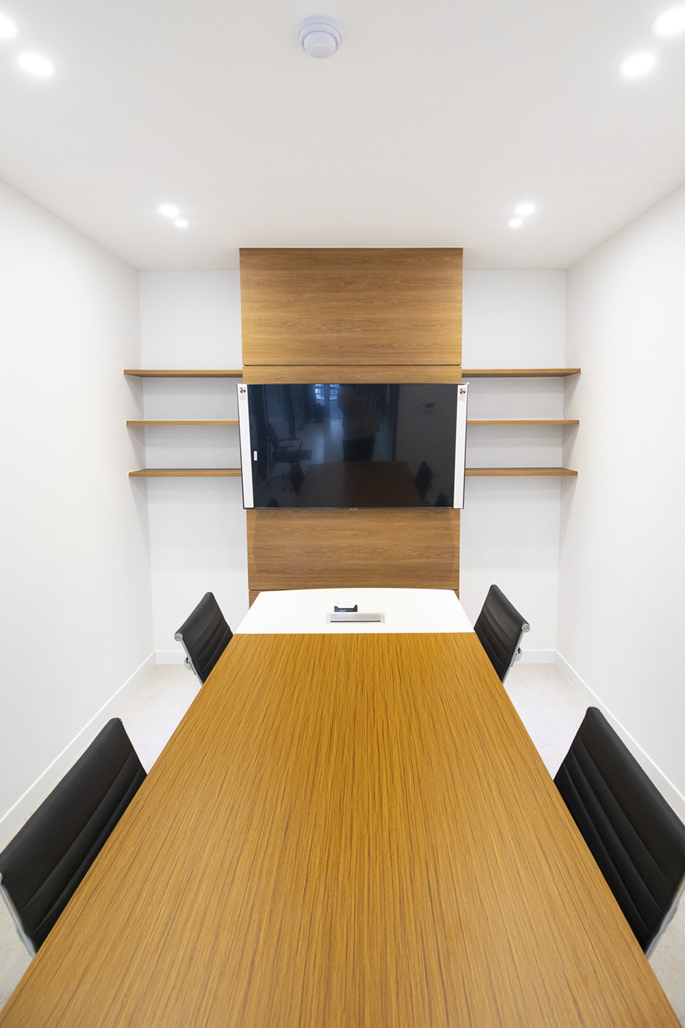 绿色办公室 | 120 平米的极简与环保之美-15