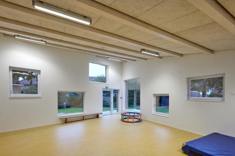 莱乌特大街幼儿园扩建丨德国丨pier7 architekten-6