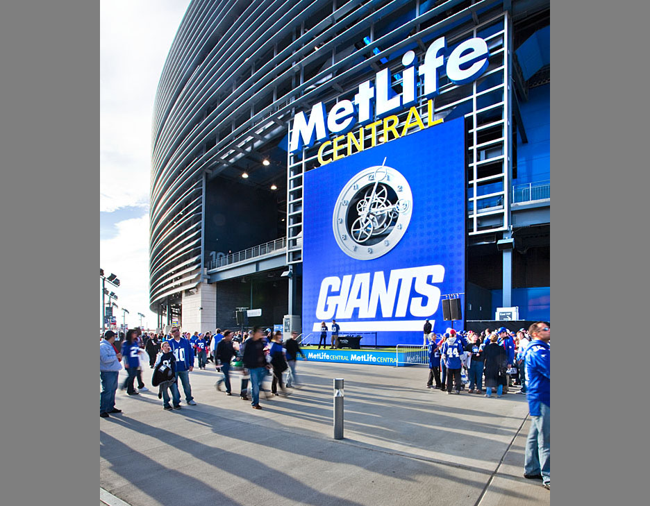 metlife metlife central at the new meadowlands stadium-6