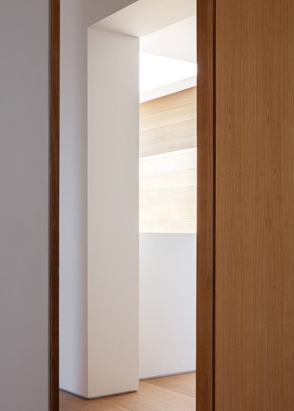 带有悬挑泳池的住宅，洛杉矶 / Standard Architecture-57