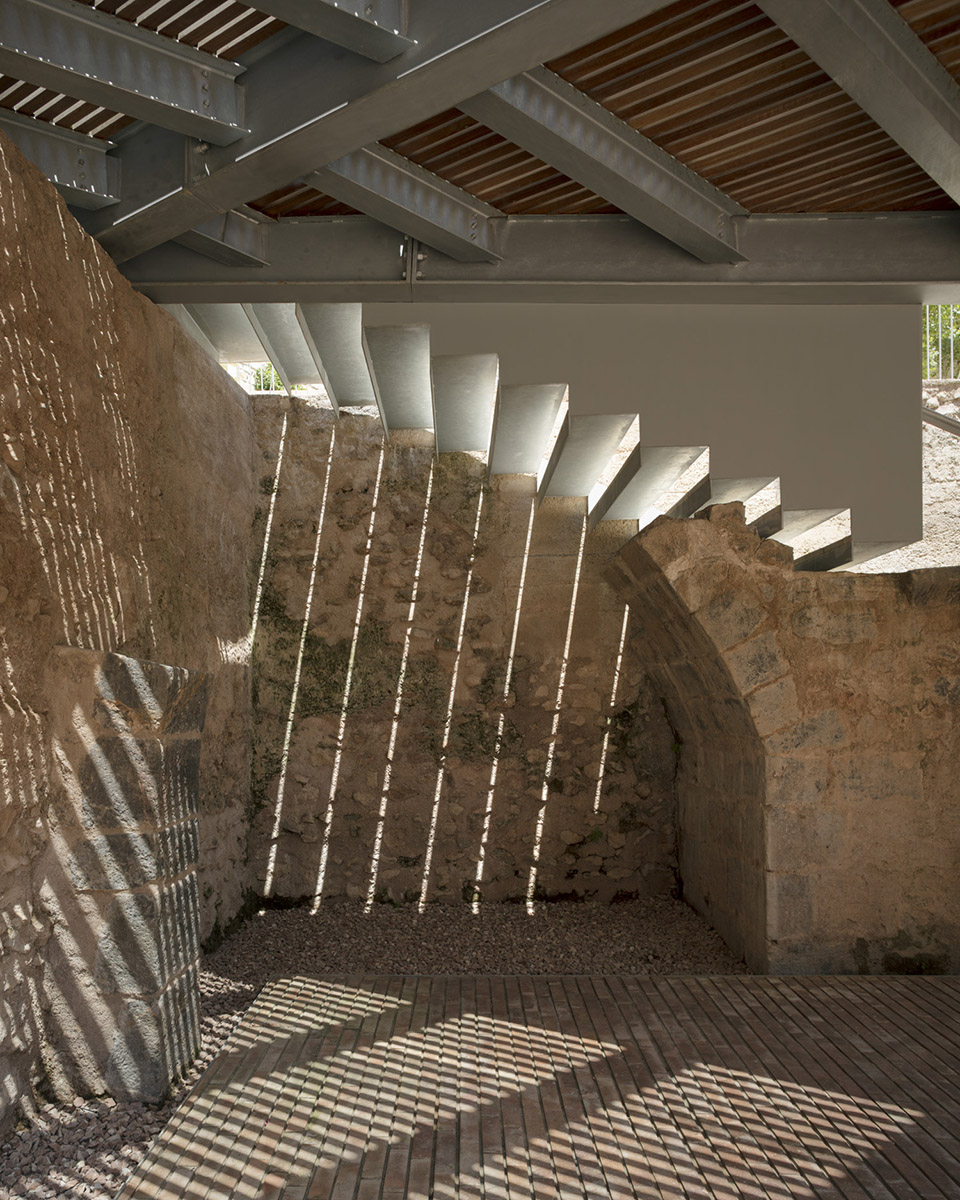 犹太教堂广场改造丨西班牙-51