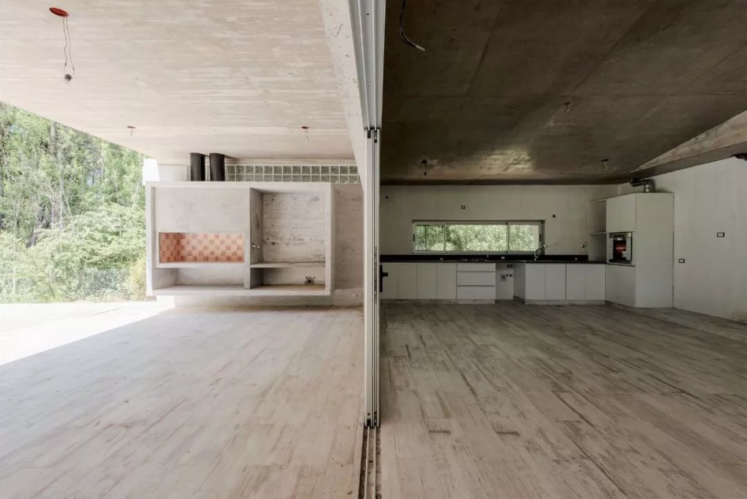 Galera 建筑工作室 | 光、空间与形式的平衡探索-9