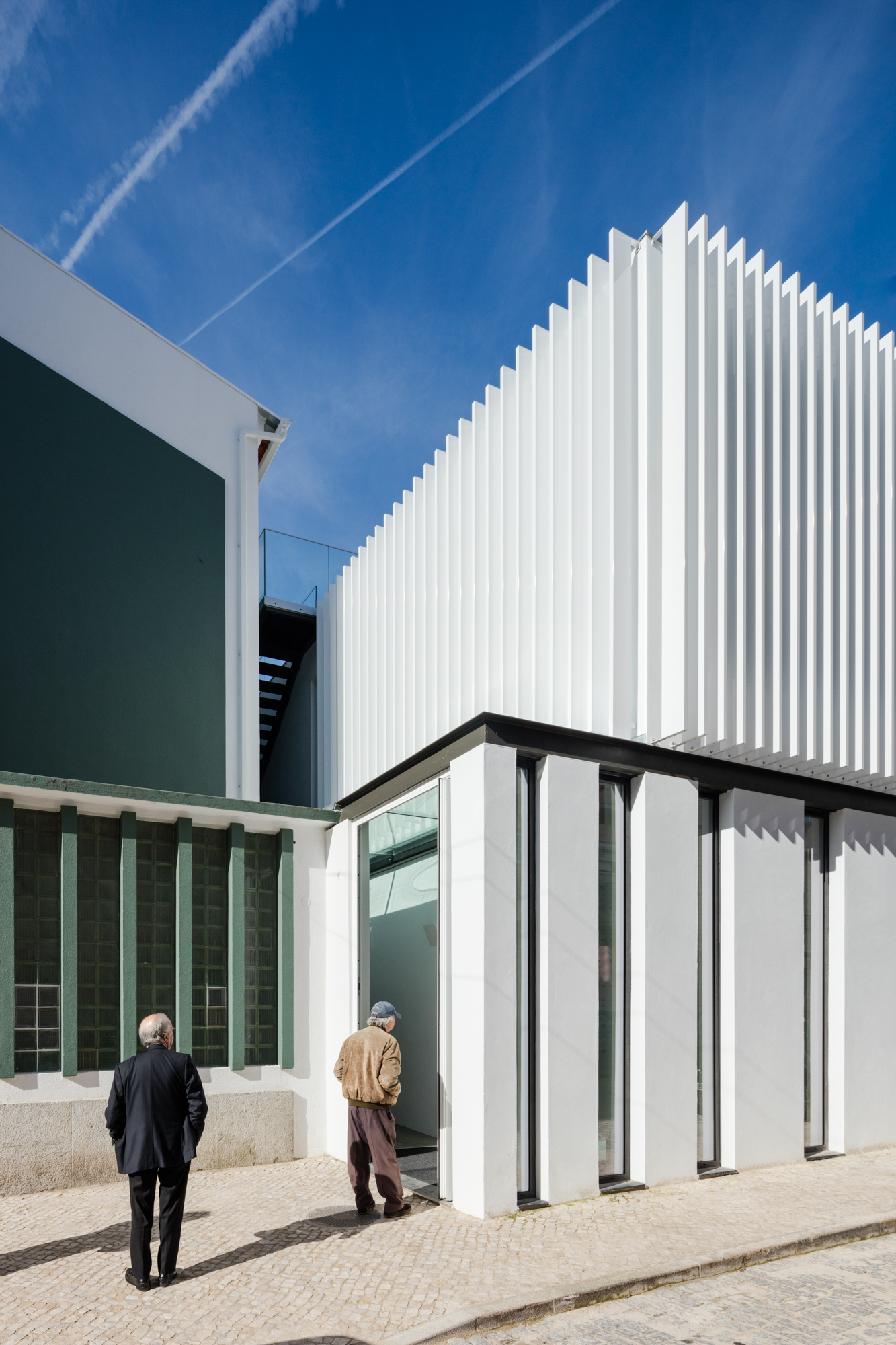 田园牧歌,莫什卡维迪的宗教中心,葡萄牙 / Plano Humano Arquitectos-80