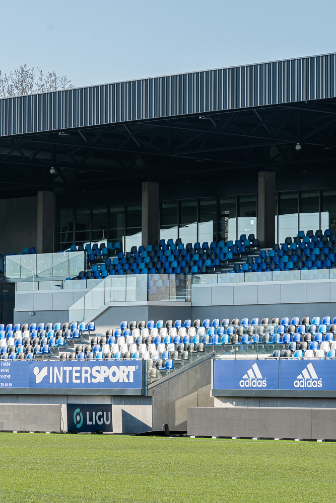 Tribut Stadium 足球场丨法国-46