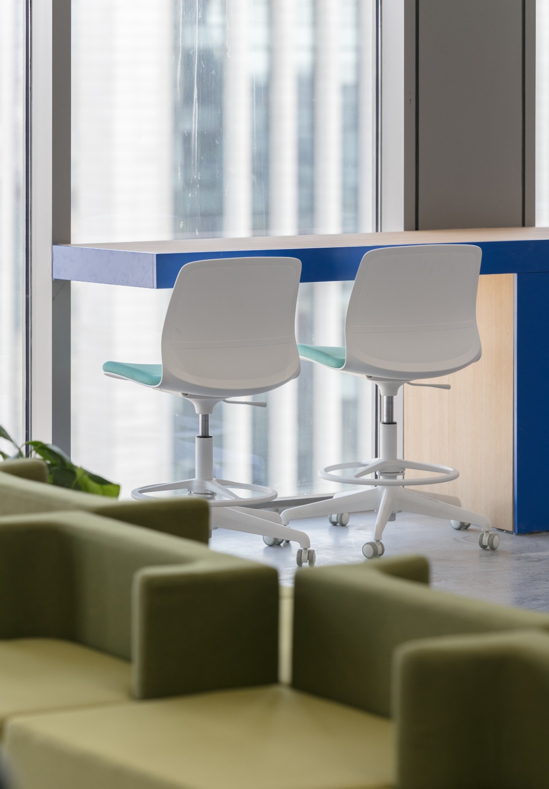 逻辑生成 · 新媒体集团年轻化办公空间设计-18