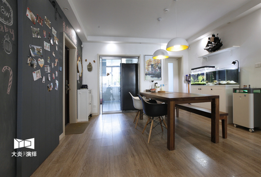 85 后 IT 男为爱妻打造北欧风文艺家居-20