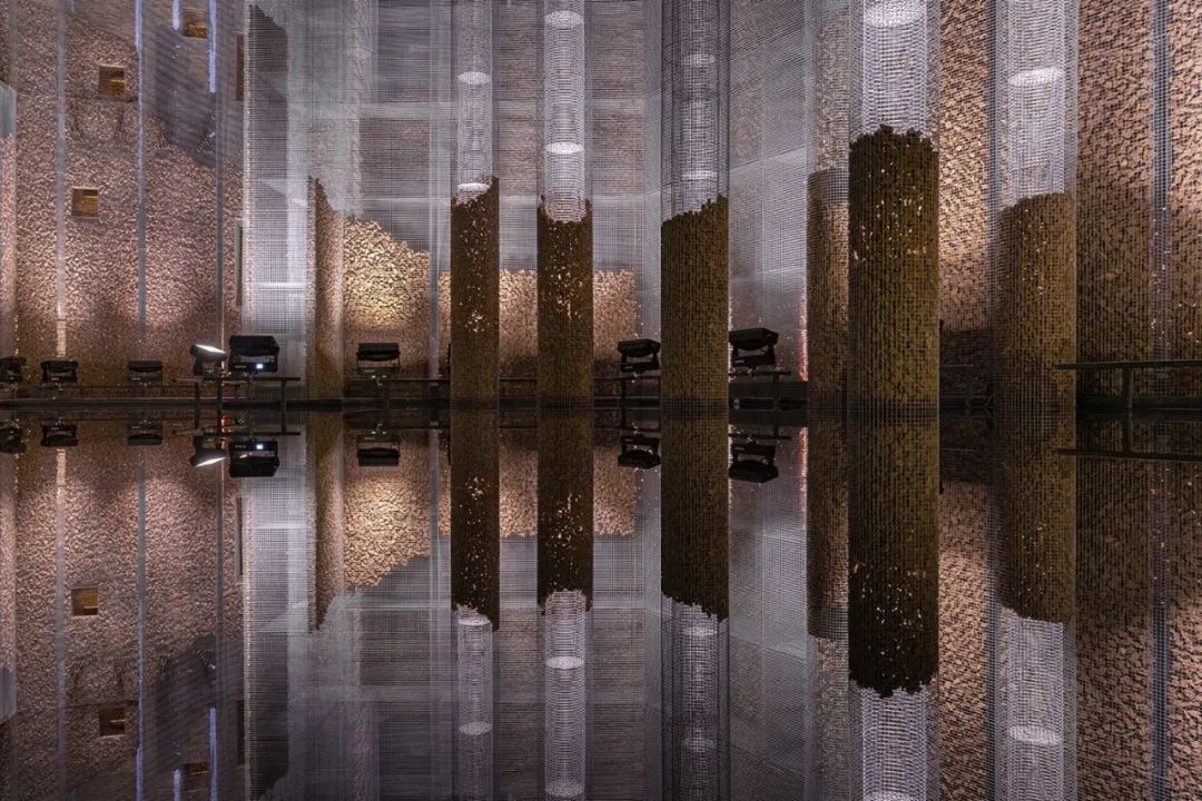 骶骨的；骶部的丨意大利丨Edoardo Tresoldi-49