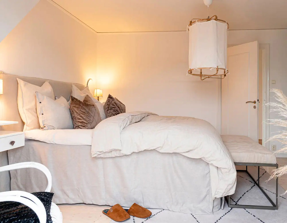 Soft minimalism with festive flavor-11