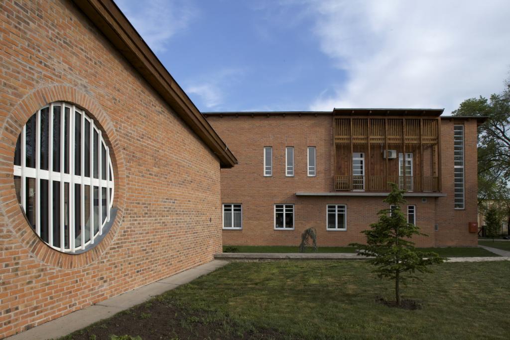 Szerencs市城市实习与区域教育咨询专业服务处建筑丨Varga Csaba-26