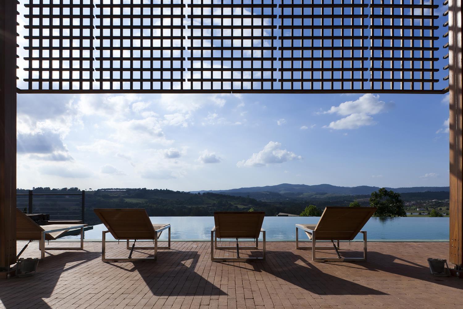 巴西 Casa Baroneza | 木结构与自然和谐共生的住宅设计-7