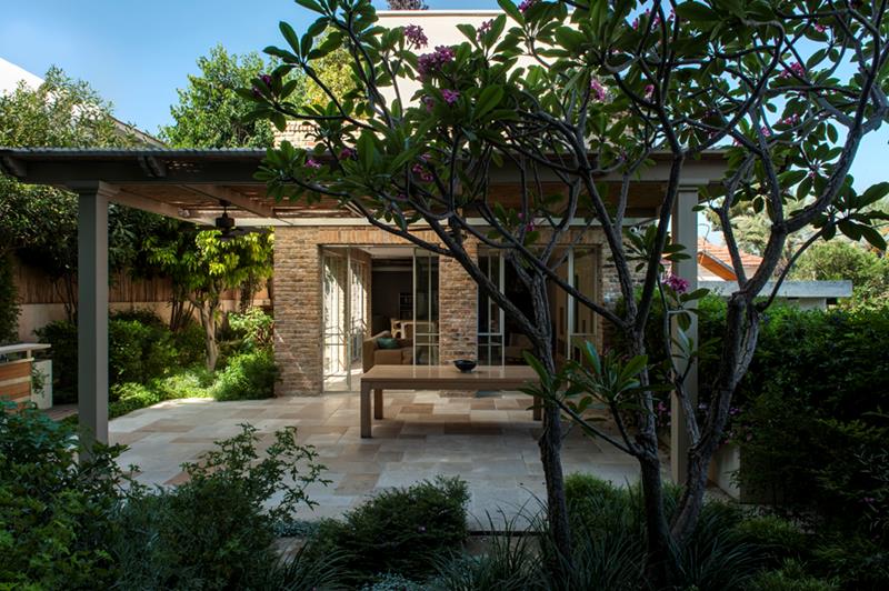 花园而非庭院:地中海风格住宅设计丨以色列丨建筑师约利·沃尔曼,室内设计师萨马达·莫尔·阿维丹-34