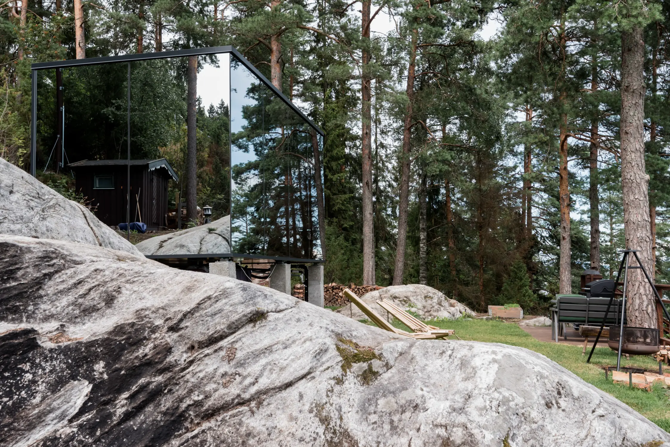 挪威自然中的梦幻玻璃屋-17