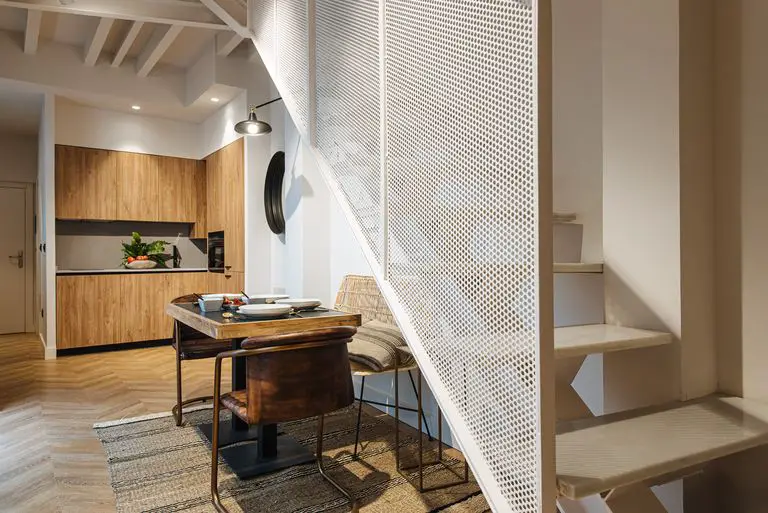 自然色彩的西班牙小复式 | 安静与品质的完美结合-14