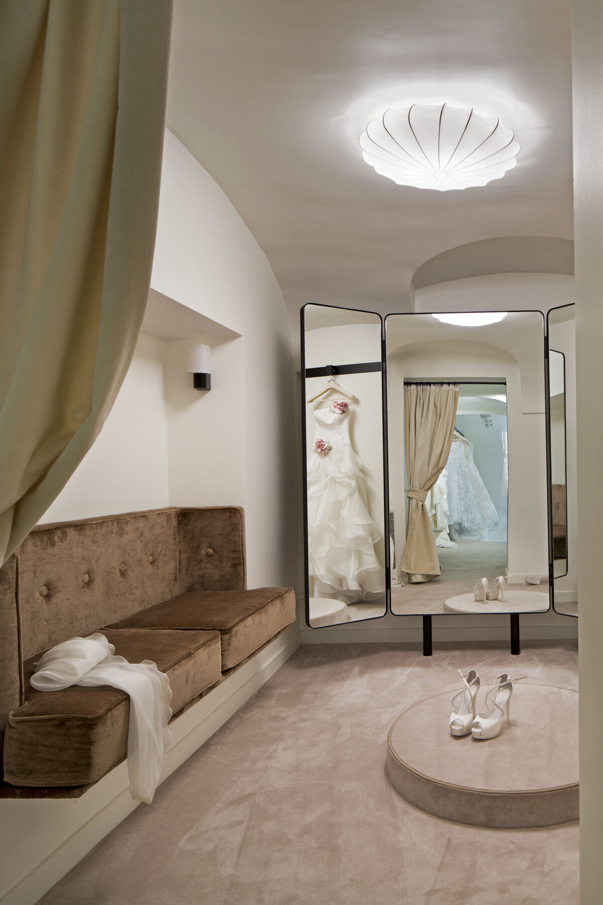 WHITE LE SPOSE 婚纱店-22