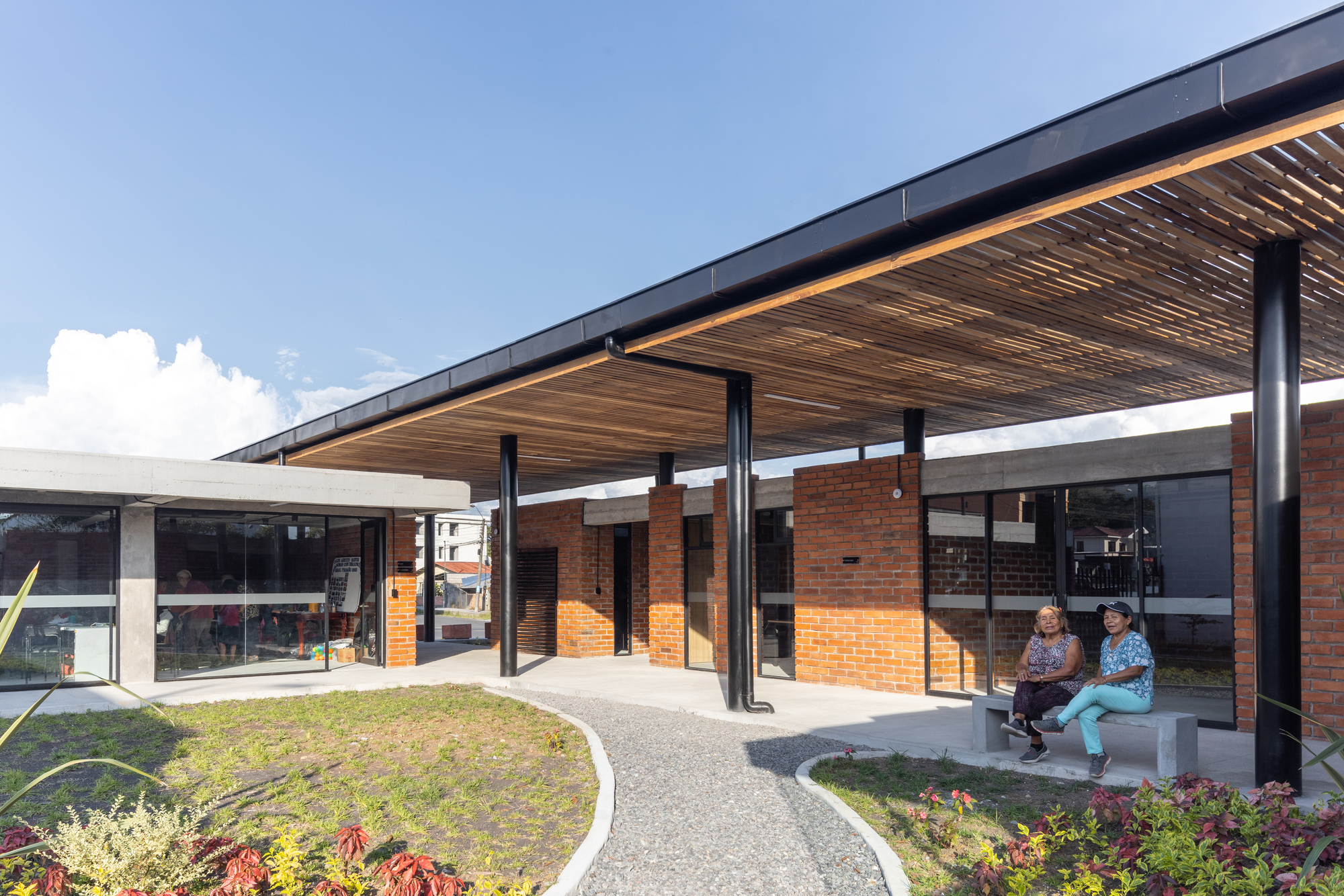 新日老年人中心丨厄瓜多尔丨Side FX Arquitectura-13