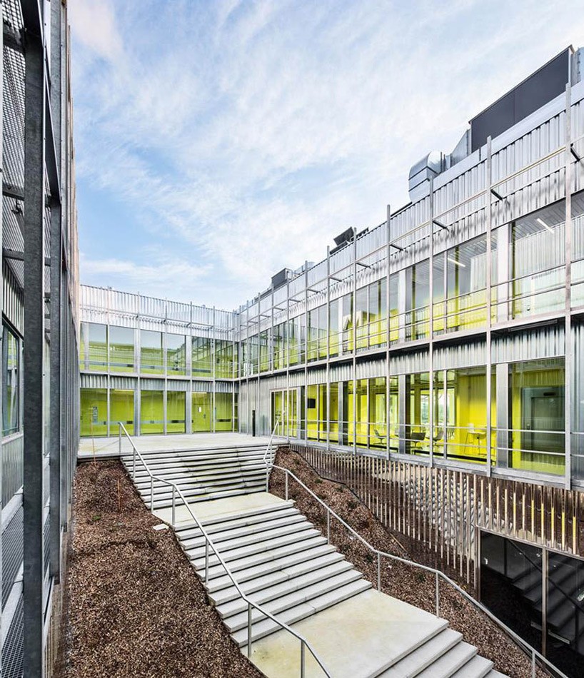 披着神秘外衣的生物基地孵化器-9