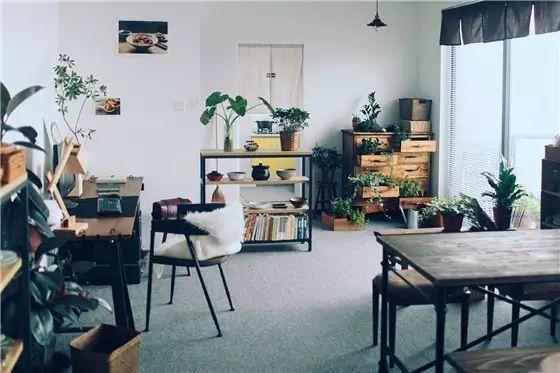 Color Case/90后帅小伙儿仅花3千爆改出租屋后-15