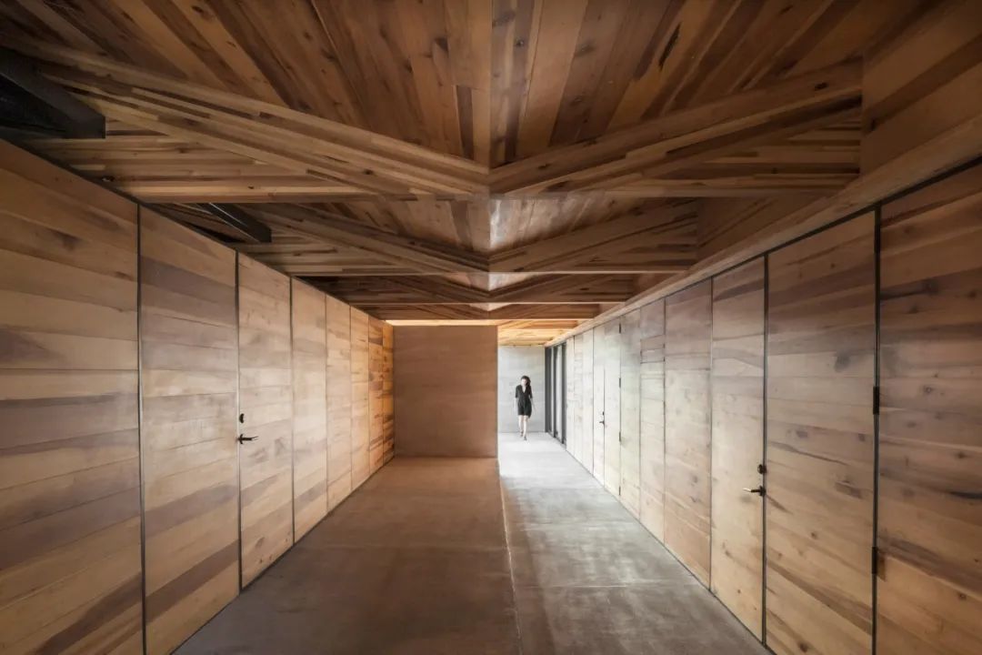 诗意的实用主义 | 墨西哥 Dellekamp 建筑公司作品解读-10