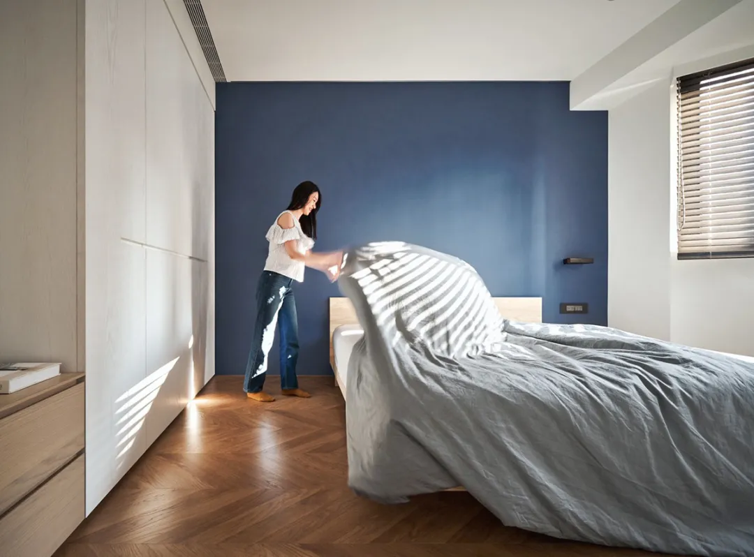 130 平高级灰原木三居-19