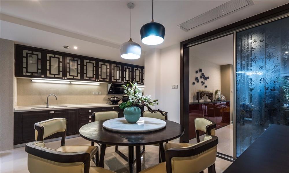 复古与现代共融的居家空间-6