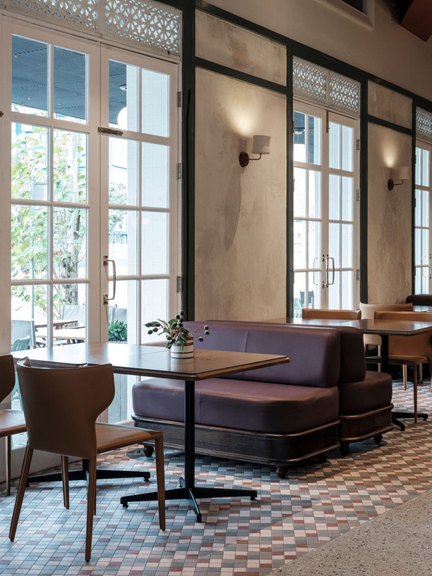 Woolly Bay Hotel | Bar | Restaurant | Woolloomooloo - Luchetti Krelle-4