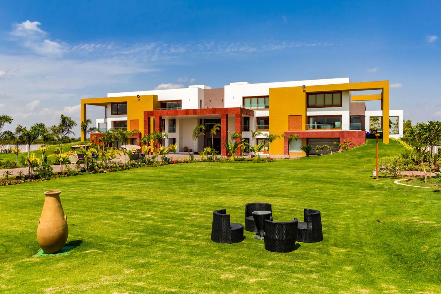 印度古吉拉特邦壮丽豪华别墅设计-10