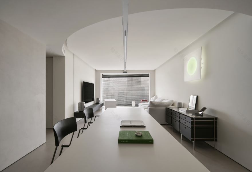 新作 · 躺在浴缸里,俯瞰整个南京路丨中国南京丨FF设计-5