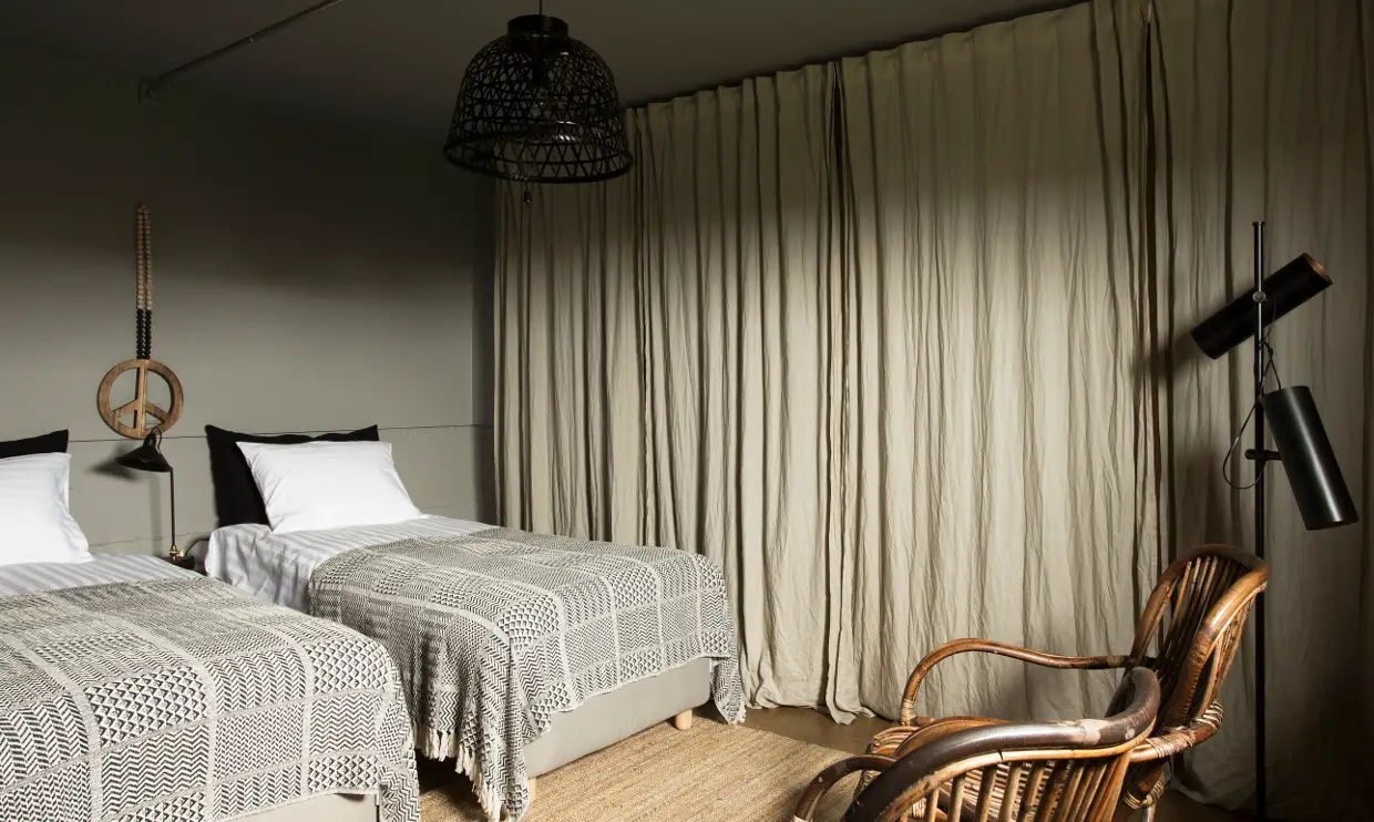 冰岛木质别墅 | 日式与北欧风格的完美结合-12