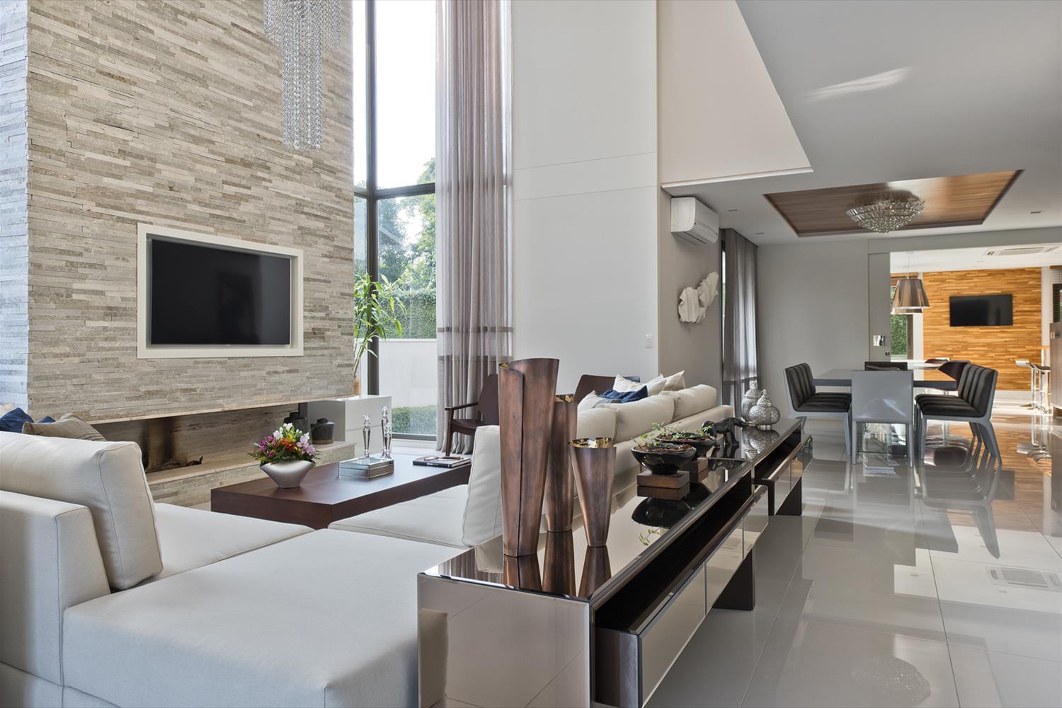 现代简约之家 | Curitiba 的钢铁魅力-5