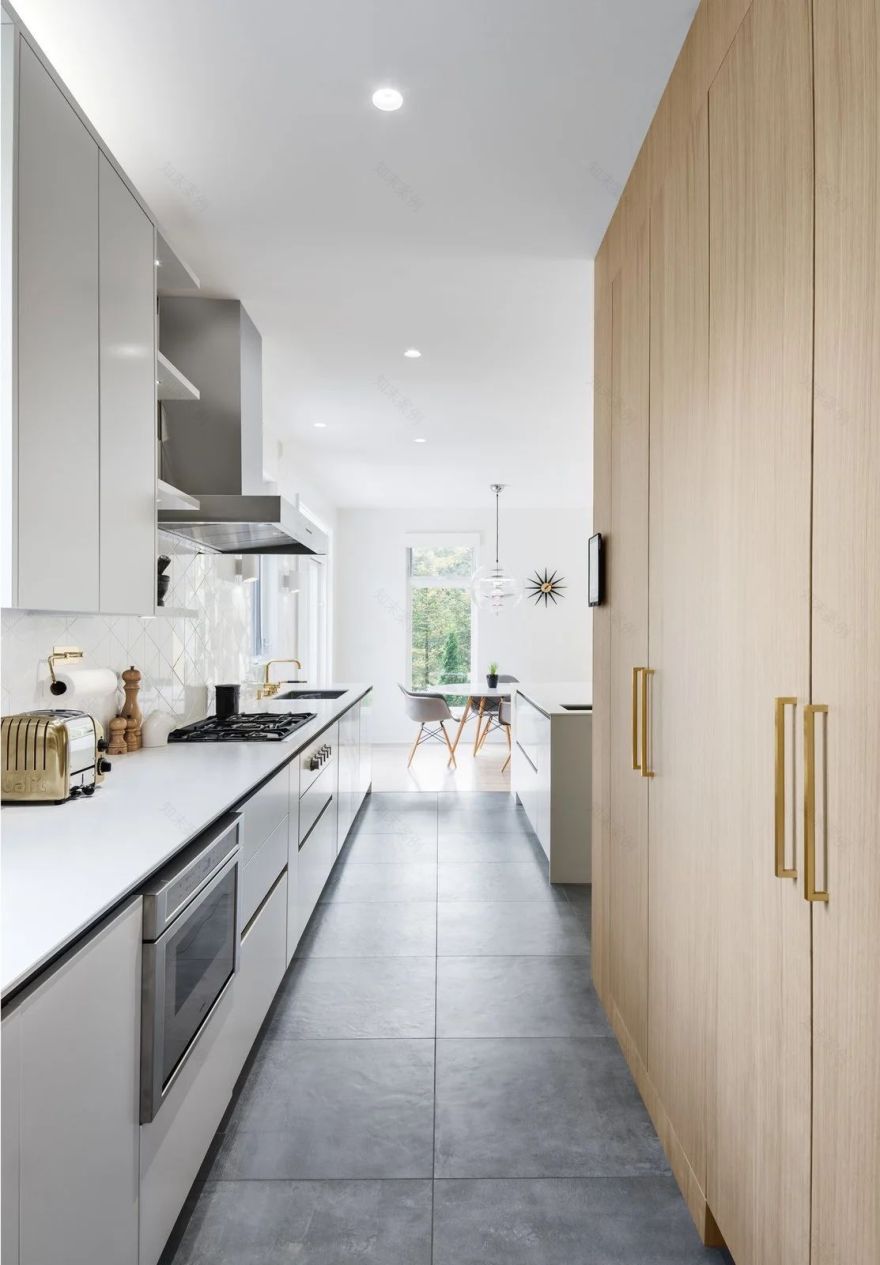 90 后夫妻打造乡村复式小洋楼,依山傍水成装修范本-17