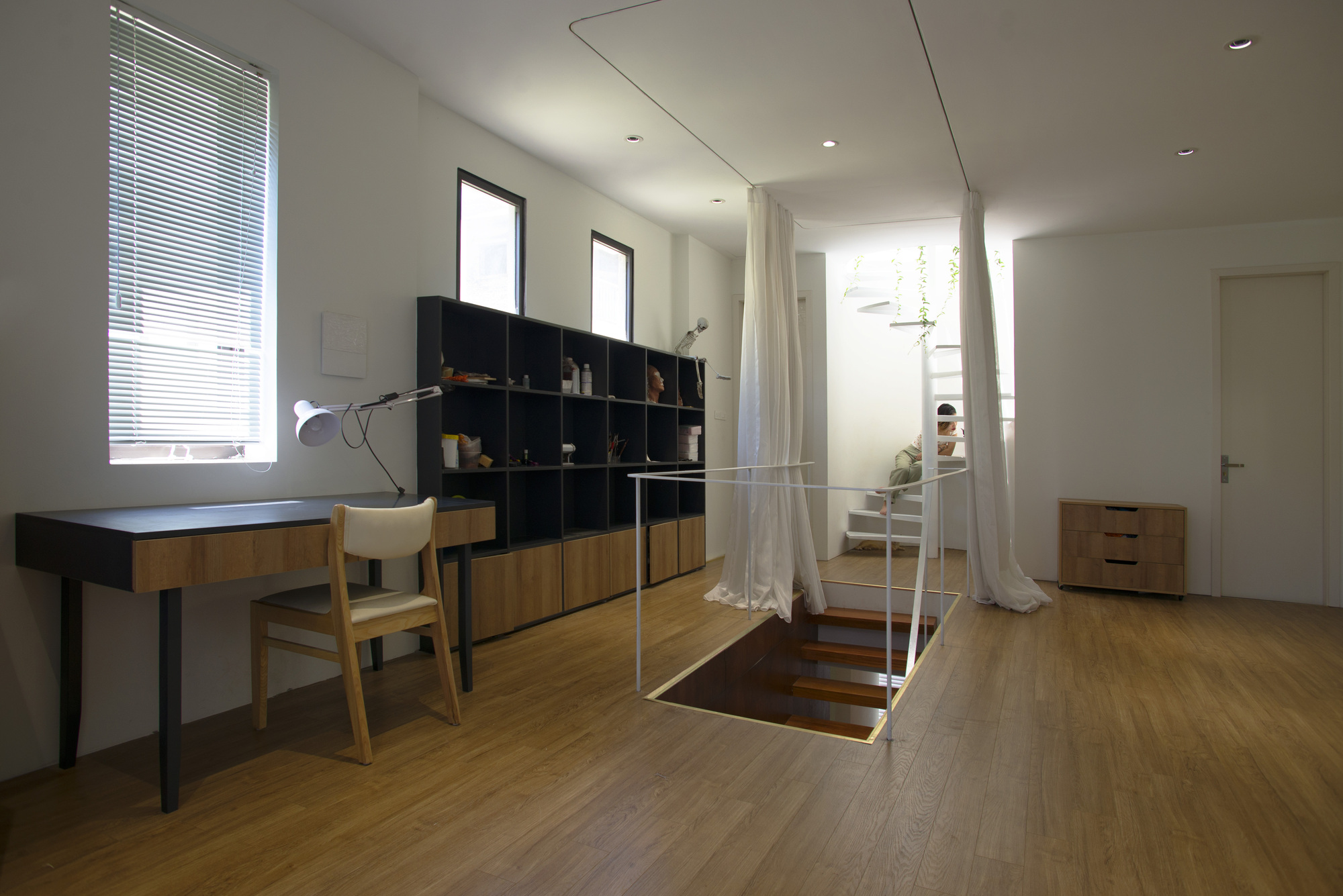 Inside Uniform House / NNA+-25