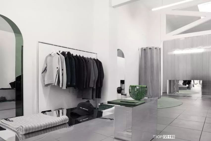 The Arrivals在美国“异形”时尚零售空间-19