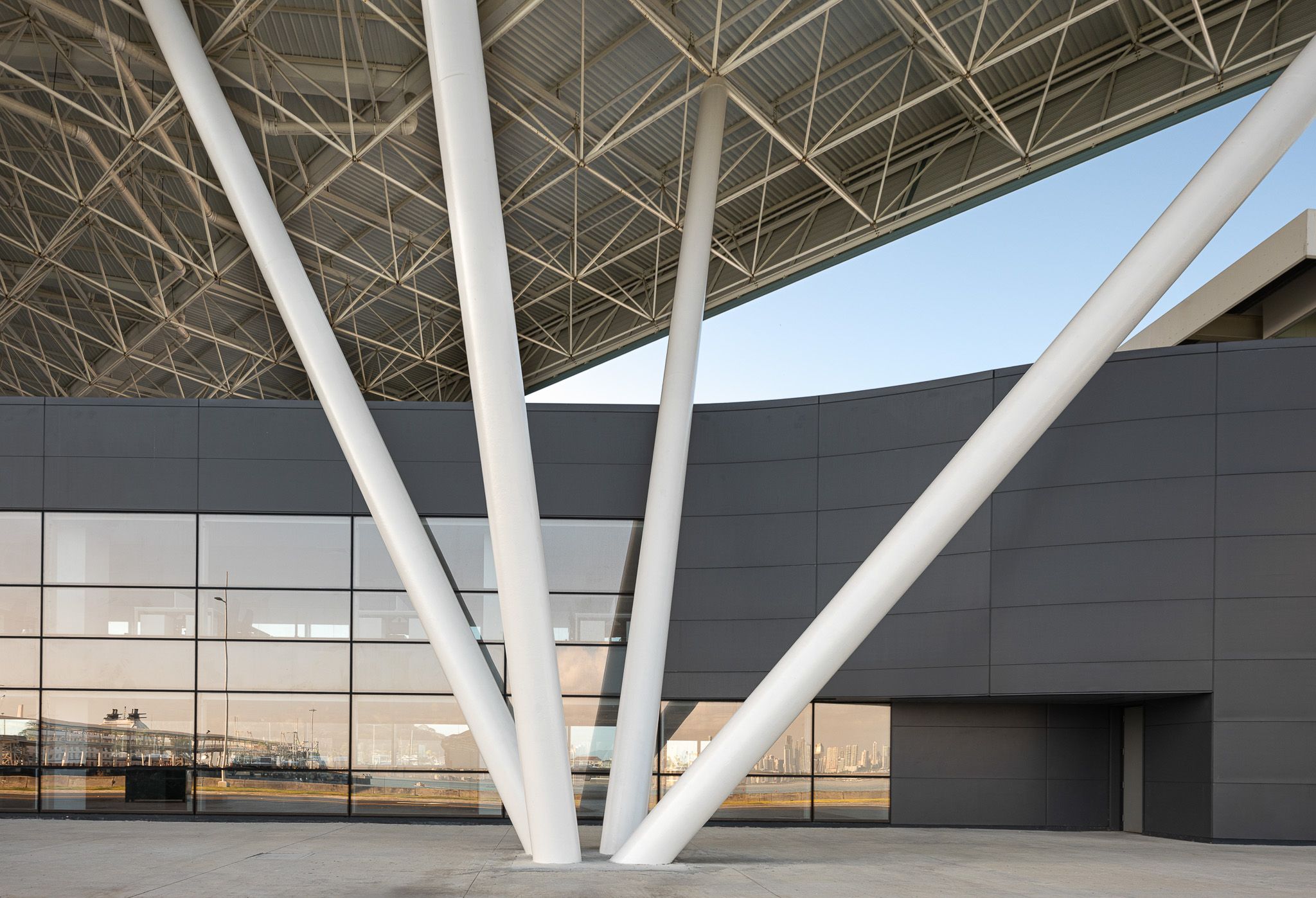 阿马多尔邮轮码头丨尼泊尔佩里丨Mallol等团队众多设计师-18