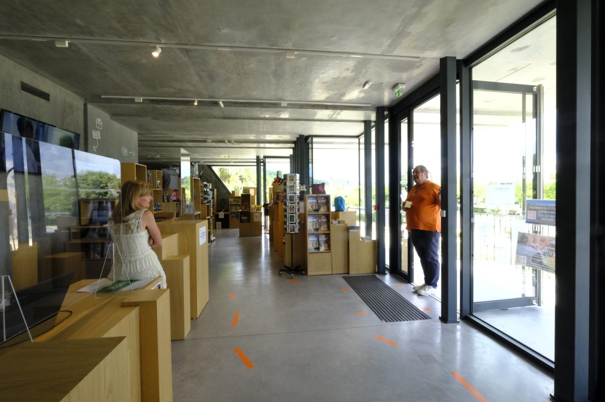 L'office de tourisme troglodyte de La Roque-Gageac : du croquis d’intention à l’ouverture au public… - CoCo architectureCoCo architecture-8