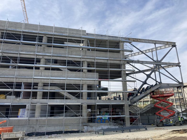 诺维萨德Biosens研究所抗震实验室大楼-18