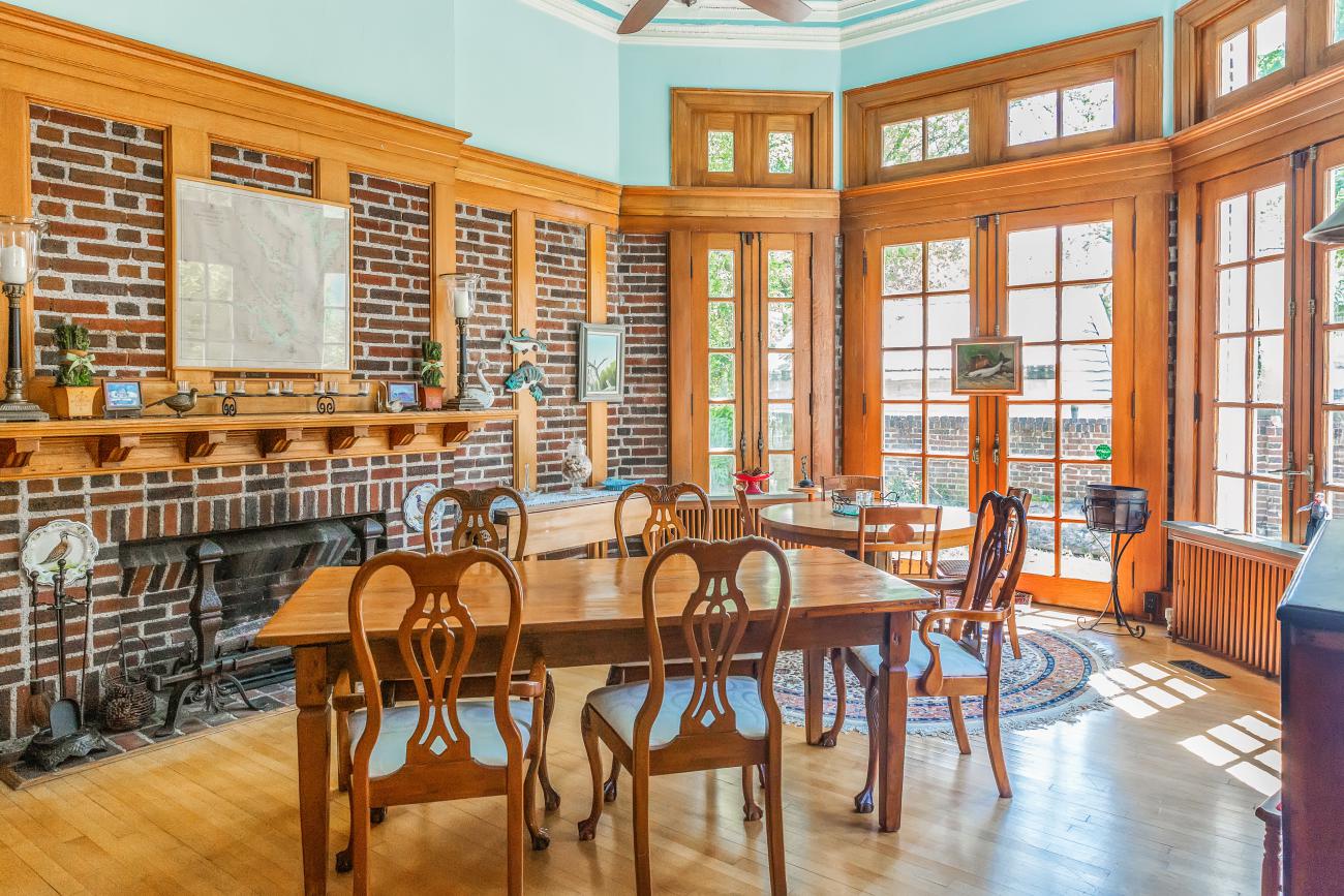 Historic Bed & Breakfast | Ballard + Mensua Architecture-16