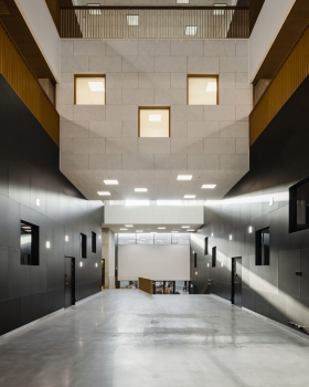 索瓦大厦丨芬兰赫尔辛基丨Tommila Architects