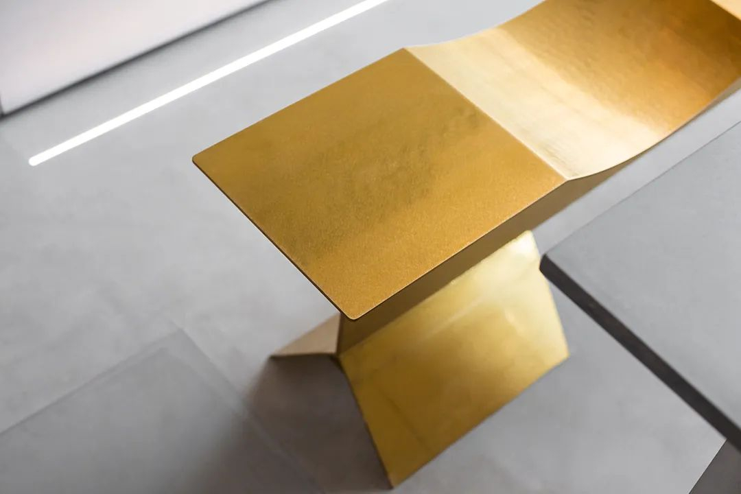 DOMANI 东仓 | 深圳科技美容概念旗舰店，亮如白昼的夜及温和的肢解-61