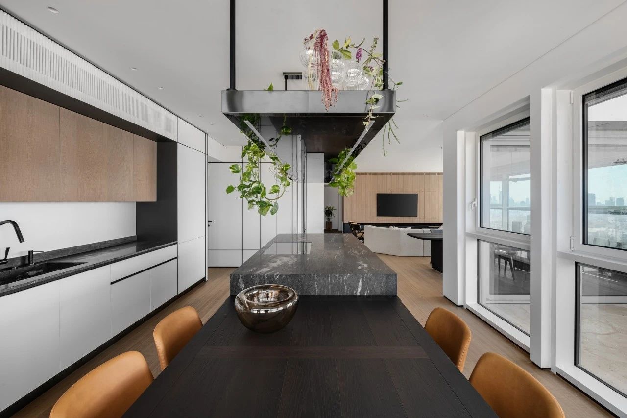 顶层简奢大宅丨Aviram Kushmirski 设计工作室-27